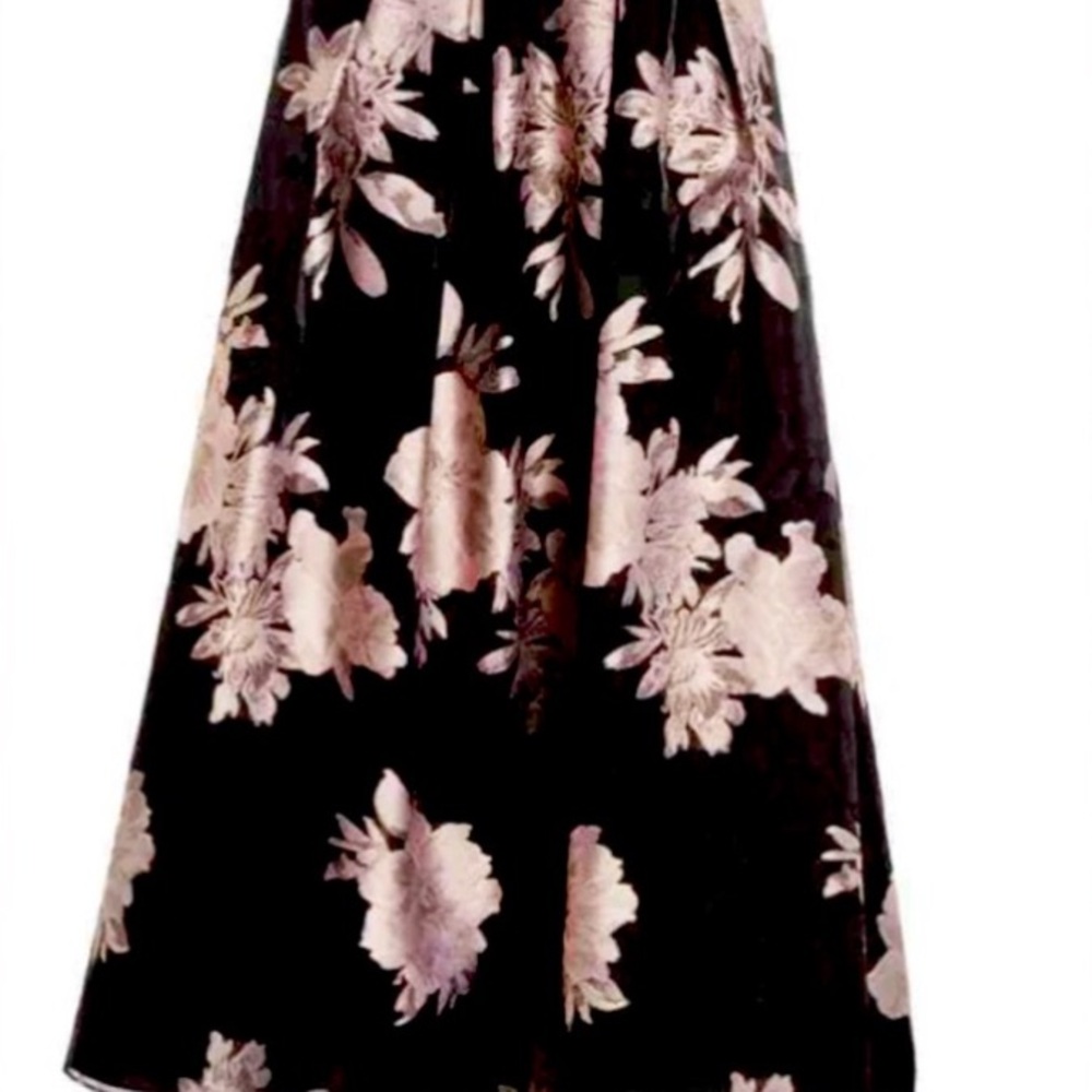Eliza J floral ball gown - Picture 2 of 3